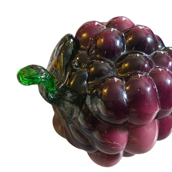 Vintage Handcrafted Glass Grape Cluster Sculpture Paperweight Decor - Picture 4 of 12
